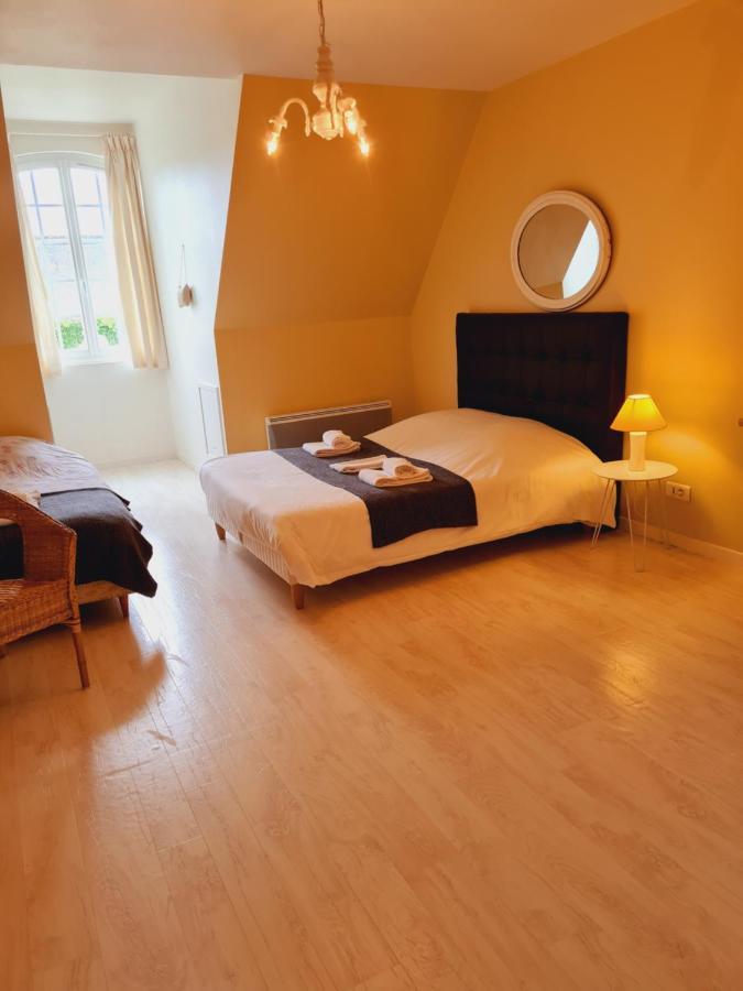 Grand gîte Carrière l'Evêque 9 chambres 15 personnes Septmonts Extérieur photo