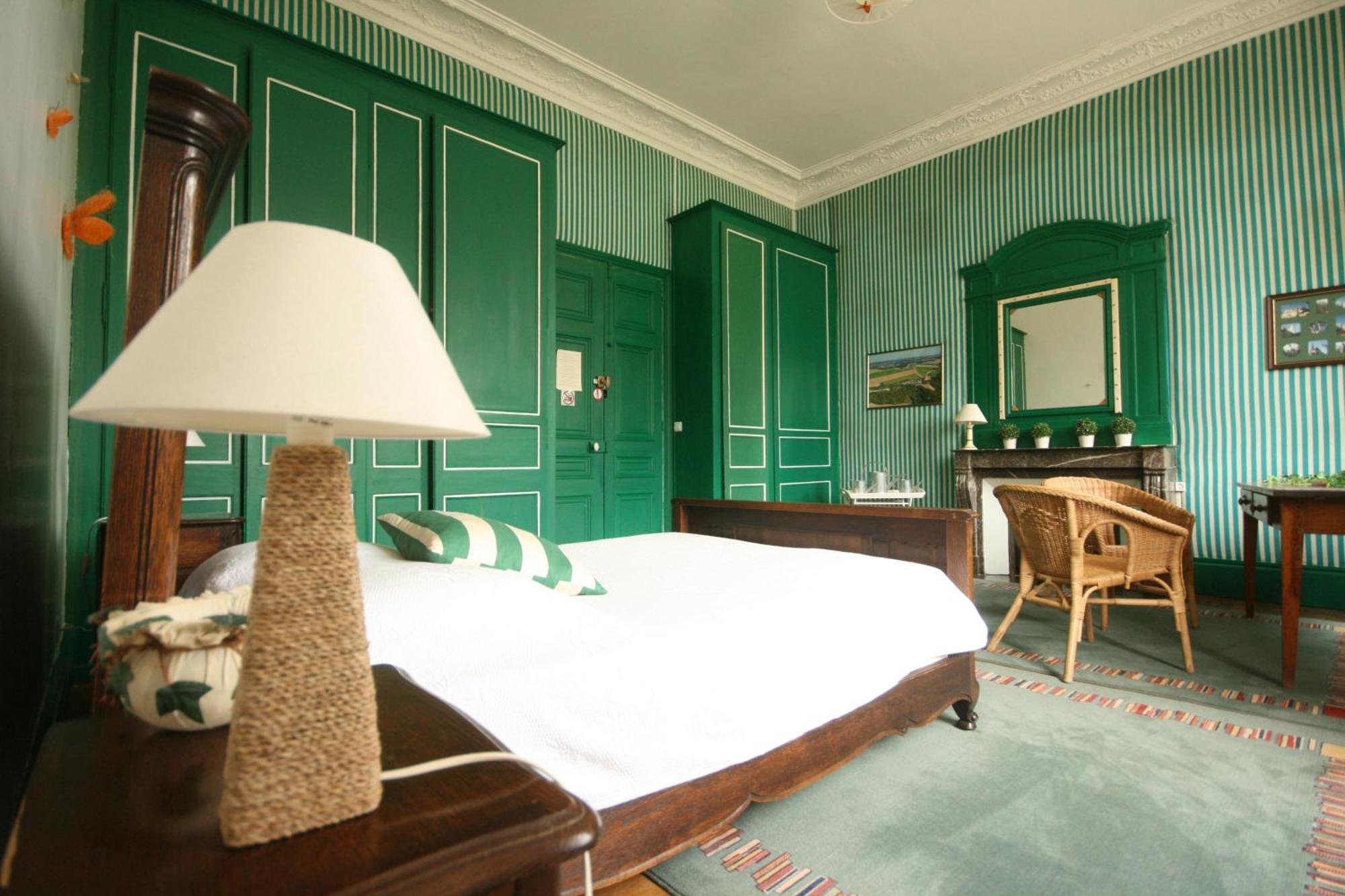 Grand gîte Carrière l'Evêque 9 chambres 15 personnes Septmonts Extérieur photo
