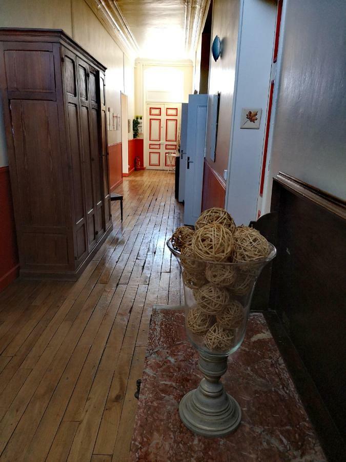 Grand gîte Carrière l'Evêque 9 chambres 15 personnes Septmonts Extérieur photo